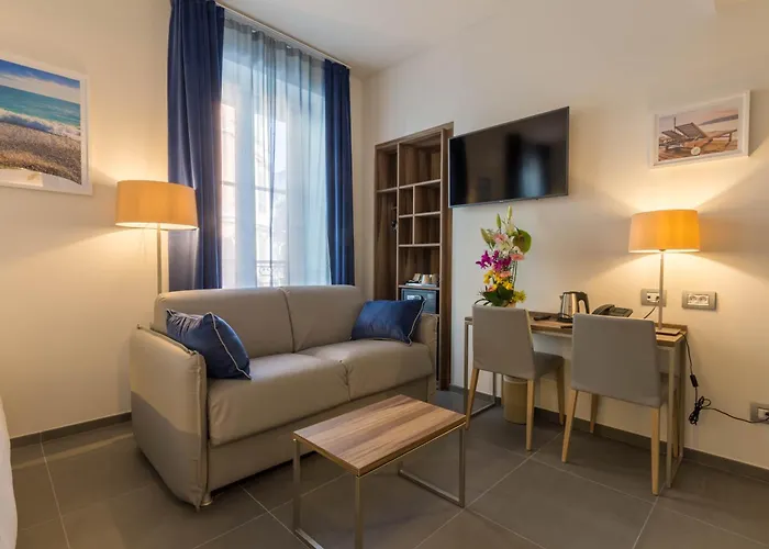 Hotel Nice Azur Riviera
